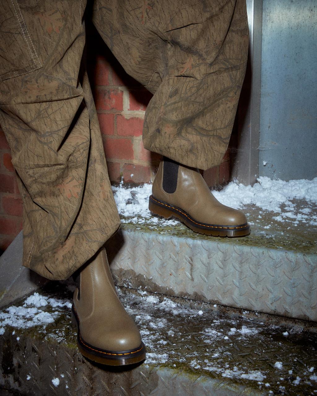 Botas Chelsea Dr Martens 2976 Carrara Leather Mujer Verde Oliva | 40566760