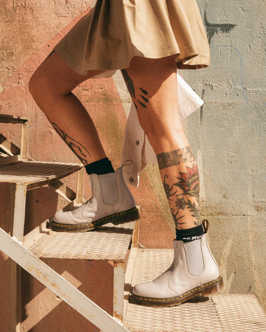 Botas Chelsea Dr Martens 2976 Leather Mujer Beige | 52488409