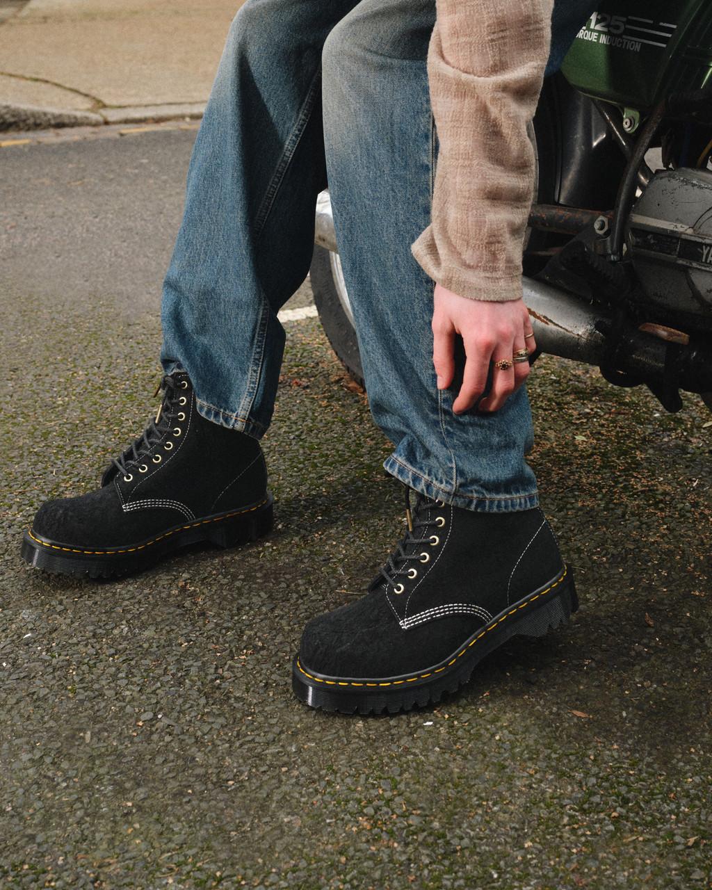 Botas con Cordones Dr Martens 1460 Made in England Emboss Suede Hombre Negros | 26635465
