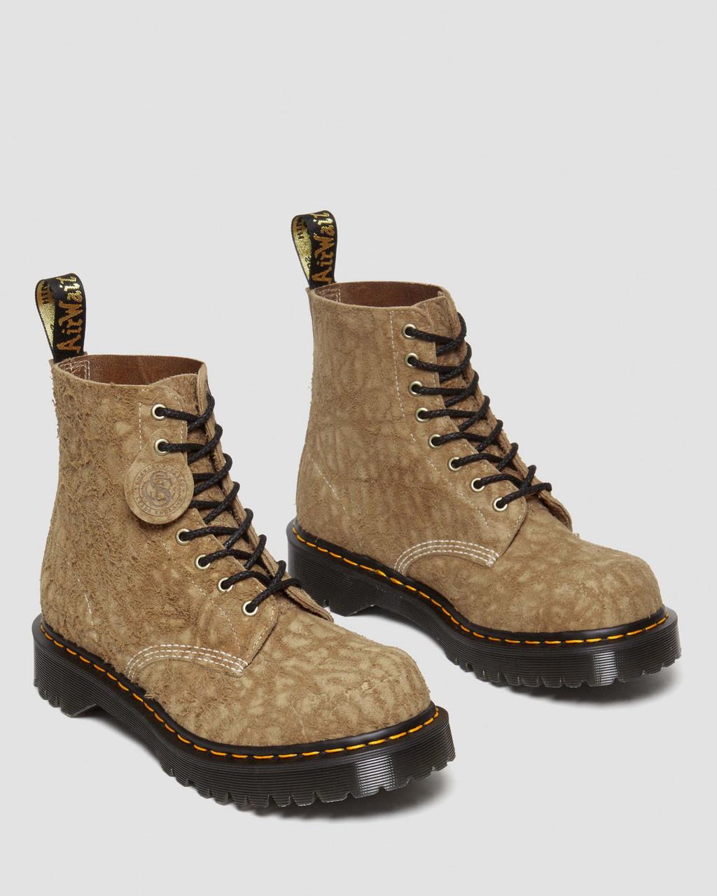 Botas con Cordones Dr Martens 1460 Made in England Emboss Suede Hombre Marrom | 50167555